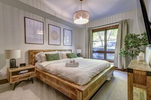 1 dormitorio, tabla de planchar con plancha, cuna de viaje y wifi gratis