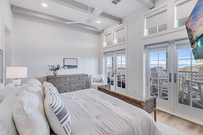 6 soverom, skrivebord, strykejern/-brett og wi-fi