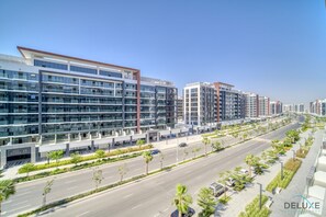 Exterior - Restful Studio at Azizi Riviera 13, Al Merkadh by Deluxe Holidayn Homes (Dubai)