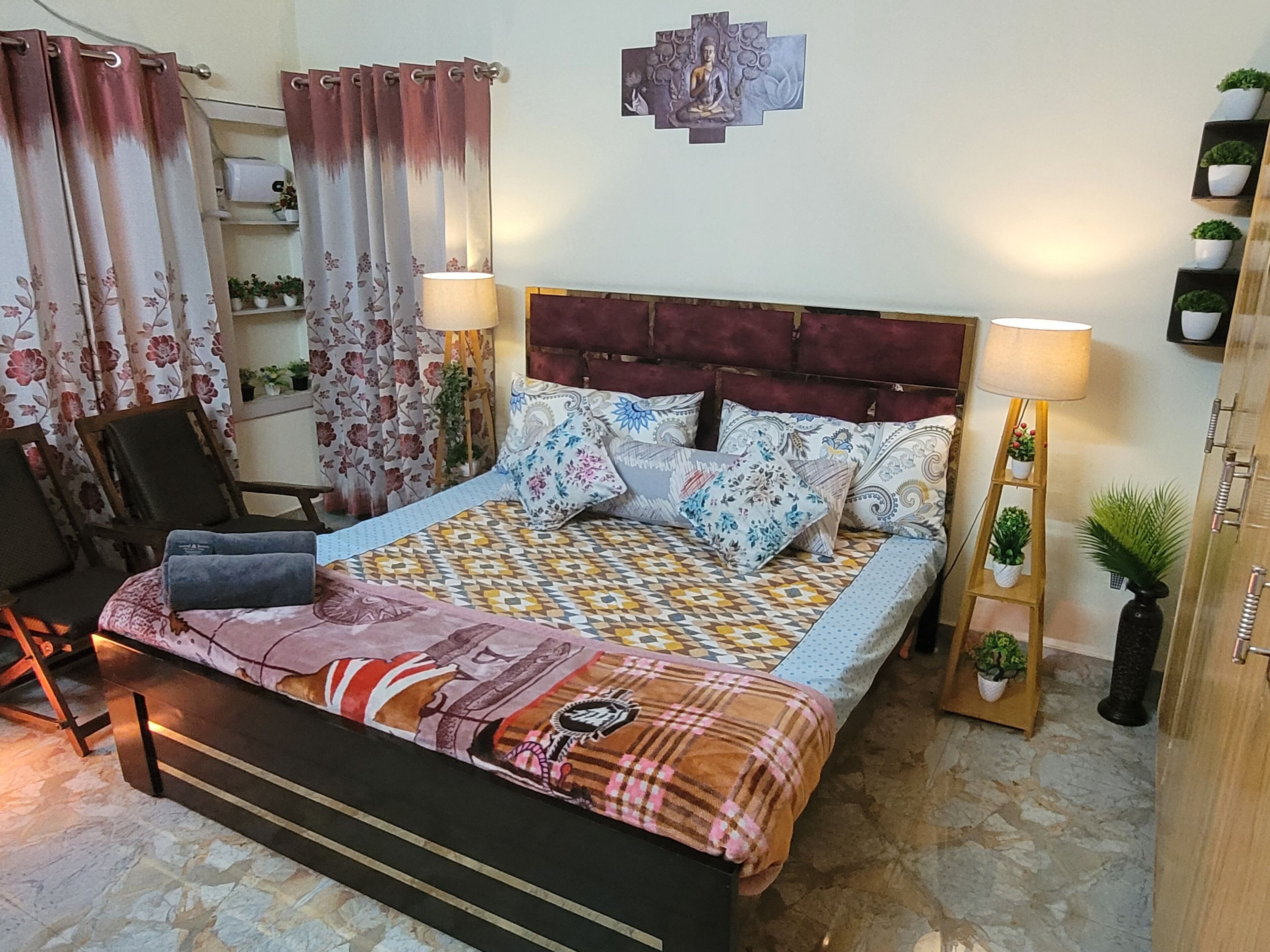 Presidential Quadruple Room | In-room safe, iron/ironing board, free WiFi