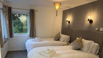 Rumah | 3 kamar tidur, setrika/meja setrika, Wi-Fi gratis, dan seprai linen