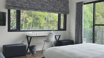 Deluxe Double Room | Premium bedding, down comforters, individually decorated