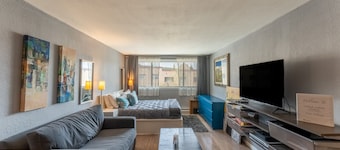 Half Block to Frisco Main St, Comfy & Convenient Condo w/ Shared Hot Tub
