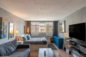 Wi-Fi gratuit, draps fournis