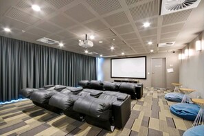 Interior - Spacious 2BED Apt with Netflix+WiFi +Pool+BBQ+
 (Adelaide)