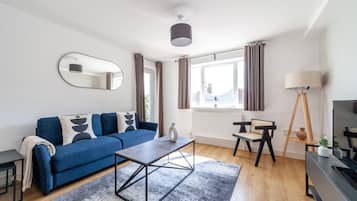 Departamento | Área de sala de estar | Televisión de pantalla plana, Netflix y servicios de streaming