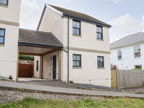 Exterior - 1 Queensway Gardens (Hayle)