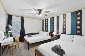 5 habitaciones, escritorio, tabla de planchar con plancha y wifi 