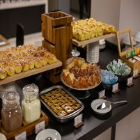 Free daily buffet breakfast