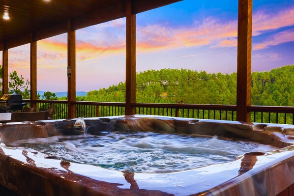 Outdoor spa tub - Hilltop Retreat | 3BR Cabin with Mountain Views, Hot Tub & Game Rm | Sleeps 14 (Broken Bow)