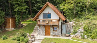 Vineyard Cottages Rataj