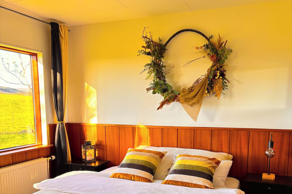 Standard Double Room (with Access to Hot Tub) | Desk, free WiFi, bed sheets