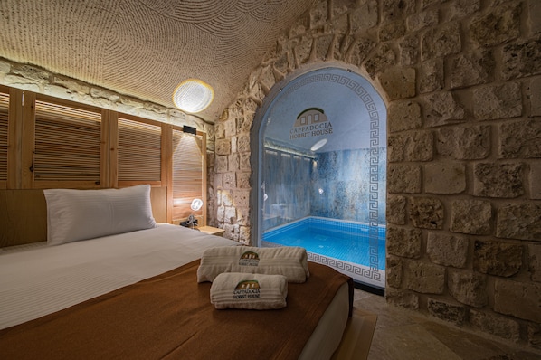 Phòng Suite Superior | Bộ trải giường bằng vải cotton Ai Cập, bộ đồ giường cao cấp