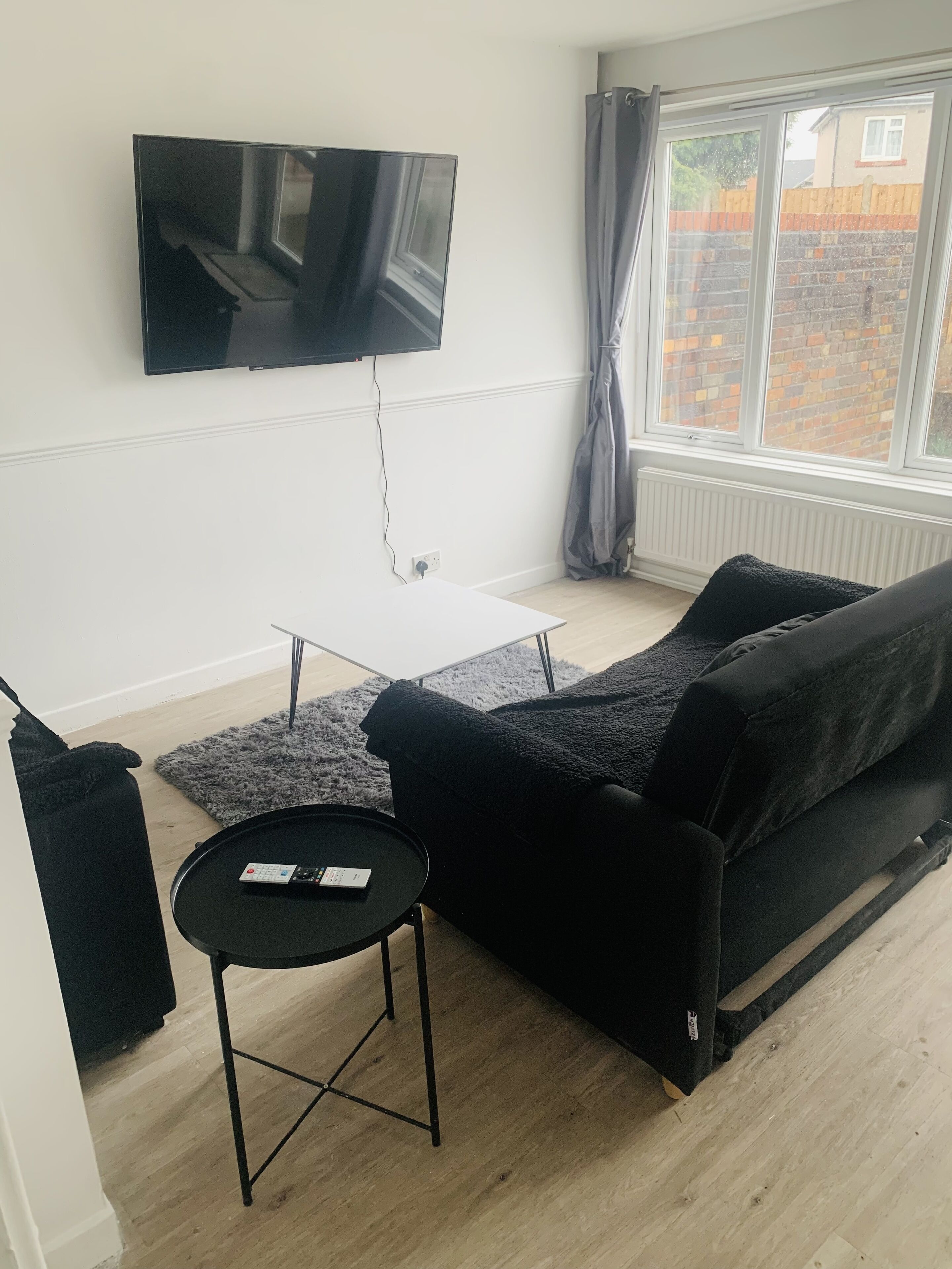 House, Berbilang Katil | Ruang tamu