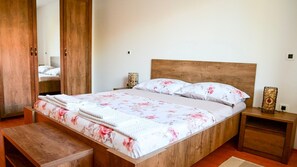 2 Schlafzimmer, Bügeleisen/Bügelbrett, WLAN, Bettwäsche