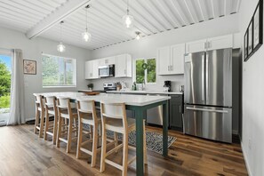Micro-ondas, fogão, cooktop, lava-louças