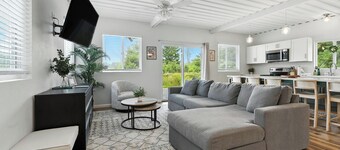 Modern Comfort, Dog Friendly Private lot in Fish Creek