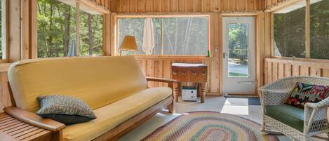 Smart TV, fireplace, books