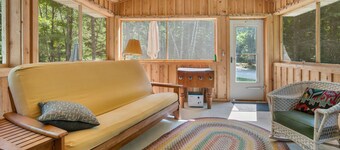 Rustic charm in a newly constructed Log Cabin! Best of both worlds!