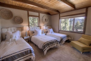 3 bedrooms, free WiFi, bed sheets