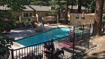 Kondominium, 3 kamar tidur | Kolam renang | Kolam renang outdoor