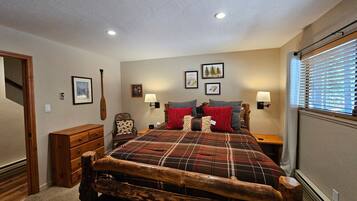 Condo, 3 Bedrooms | 3 bedrooms, free WiFi, bed sheets