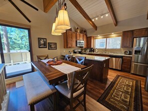 Dining - Cozy Bear Lodge 3 Bedroom Home by RedAwning (Incline Village)
