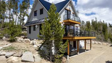 Cabin, 3 Bedrooms | Exterior