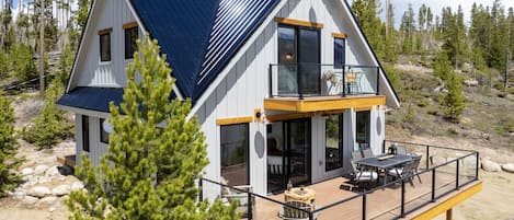 Cabin, 3 Bedrooms | Exterior