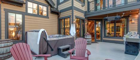 Casa, 5 habitaciones | Tina de hidromasaje al aire libre