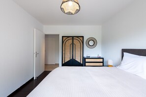 2 Schlafzimmer, Bügeleisen/Bügelbrett, kostenloses WLAN, Bettwäsche