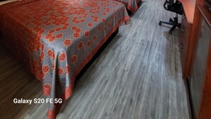 Deluxe-værelse - 2 queensize-senge | Gratis Wi-Fi, sengetøj