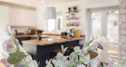 Gorgeous Seahaze Sleeps 8 Newforest+bikes/chef