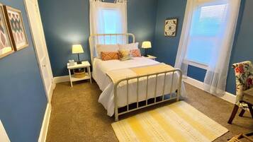 2 Schlafzimmer, Schreibtisch, Bügeleisen/Bügelbrett, kostenloses WLAN