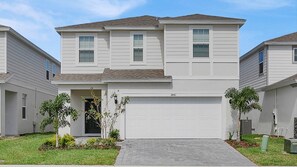 Exterior - Last Minute Disney Getaway! Private Pool, Hot Tub & Game Room. Book Now! #72773 (Orlando)
