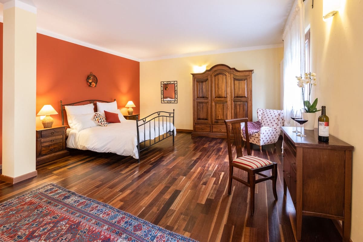Double Room with Garden View | 1 bedroom, down comforters, in-room safe, individually decorated