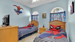 4 bedrooms, iron/ironing board, WiFi, bed sheets