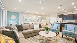 Smart TV - Last Minute Disney! Private Pool, Hot Tub & Themed Bedrooms. Book Now! #87185 (Orlando)