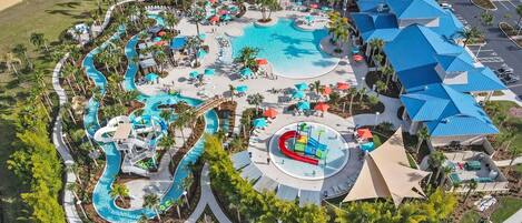 Een verwarmd zwembad