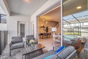 Smart TV - Last Minute Disney Getaway! Townhouse with Private Pool. Book Now! #90911 (Orlando)