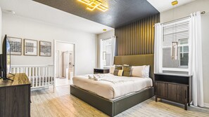 10 bedrooms, iron/ironing board, WiFi, bed sheets