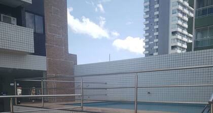 Apartamento no Flat Biarritz Prox a Praia