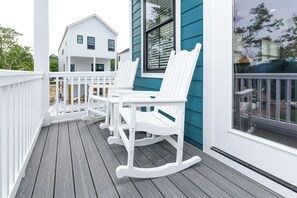 Property grounds - 5 BR Beach House in Garden City with Private Pool! - Just Chill Inn (Garden City)