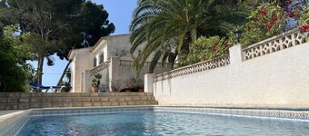 Comfortable | Very quiet area | 2km from Cala Cap Blanc - Punta Estrella