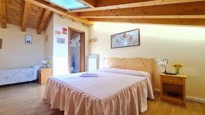 1 bedroom, iron/ironing board, WiFi