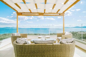 Villa (2 Bedrooms) | Exterior