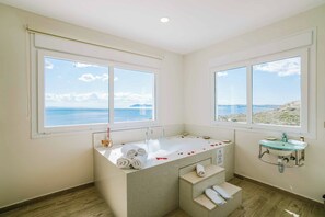Villa (2 Bedrooms) | Interior