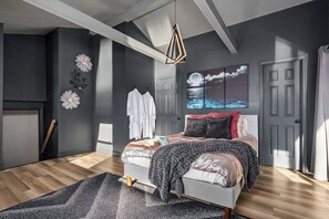 4 bedrooms, WiFi, bed sheets