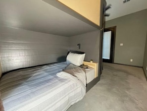 2 bedrooms, bed sheets
