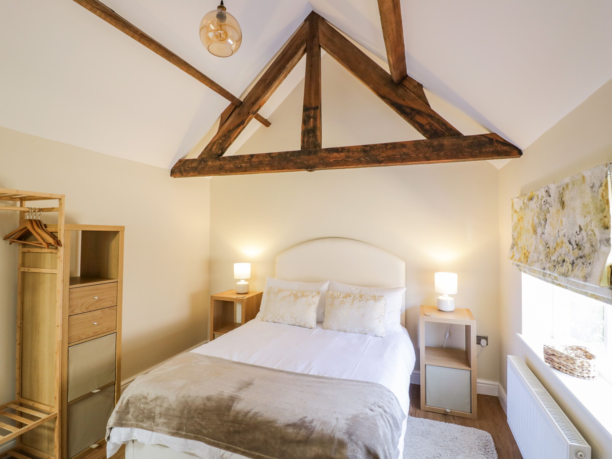 1 bilik tidur, dihias secara berasingan 